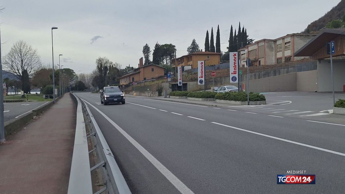 VOLVO EX90 PER SITO SRV