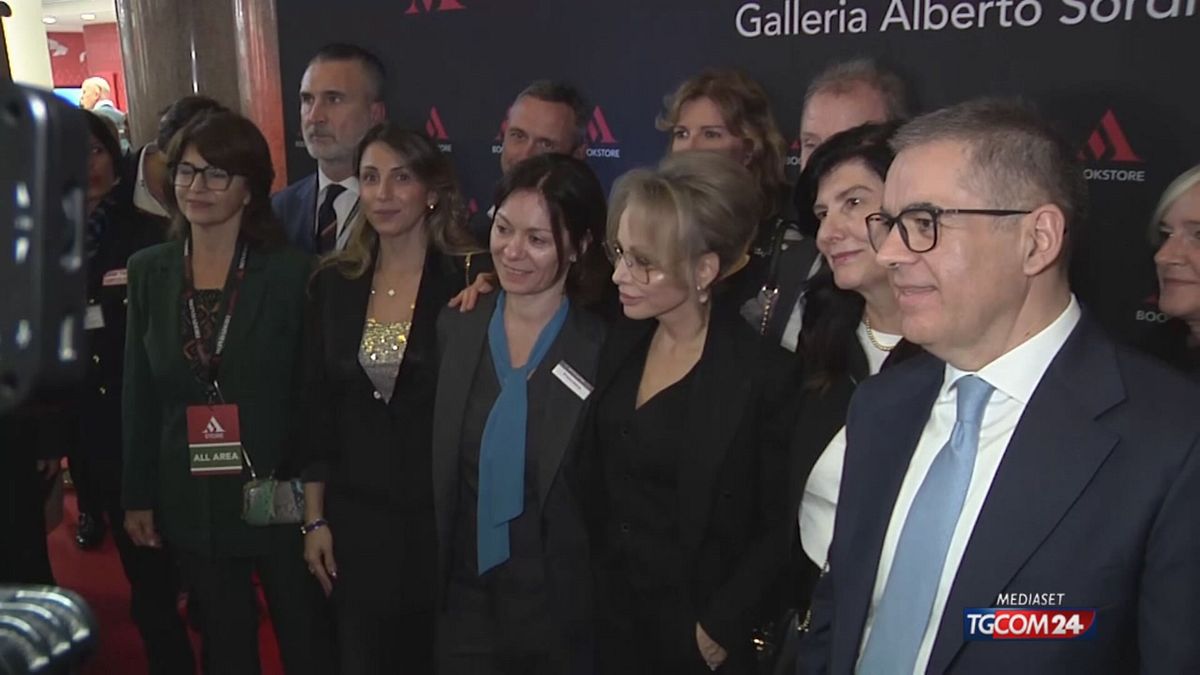 12.00 LO STRAPOTERE DELLE BIG TECH SRV