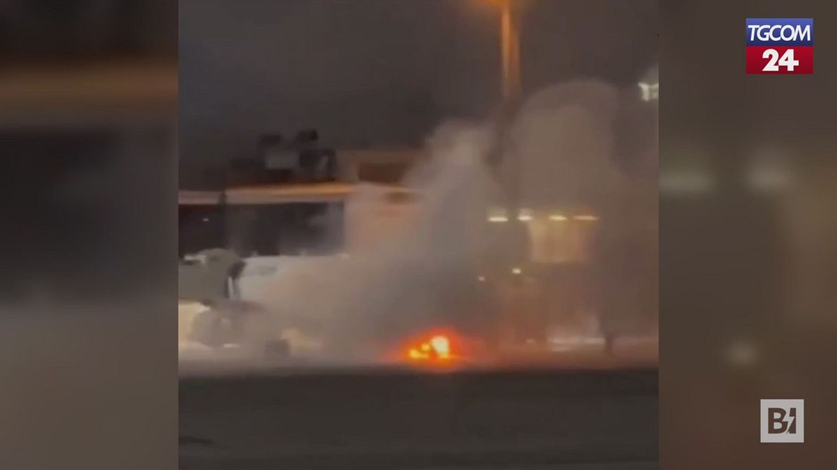 Brasile, incendio sulla pista: fumo e caos prima del decollo