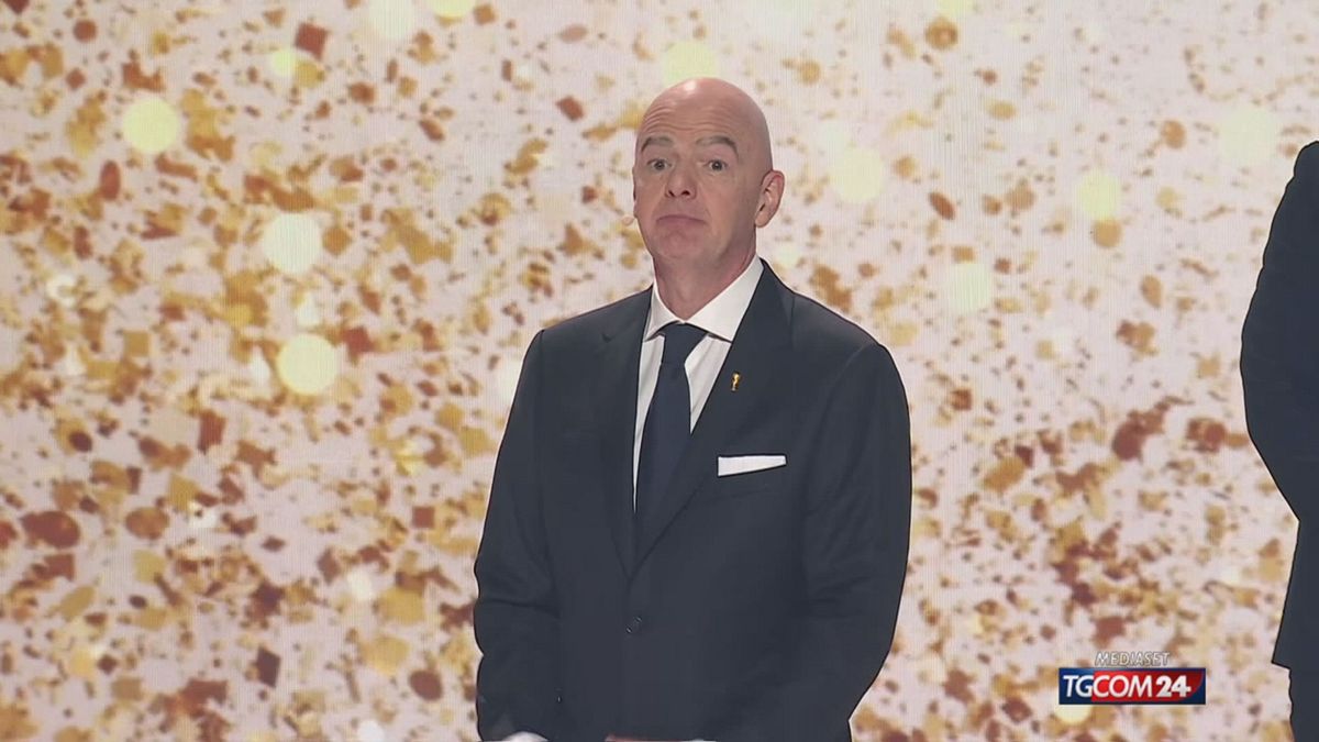 PREMIAZIONE TRUMP SORTEGGIO FIFA SRV