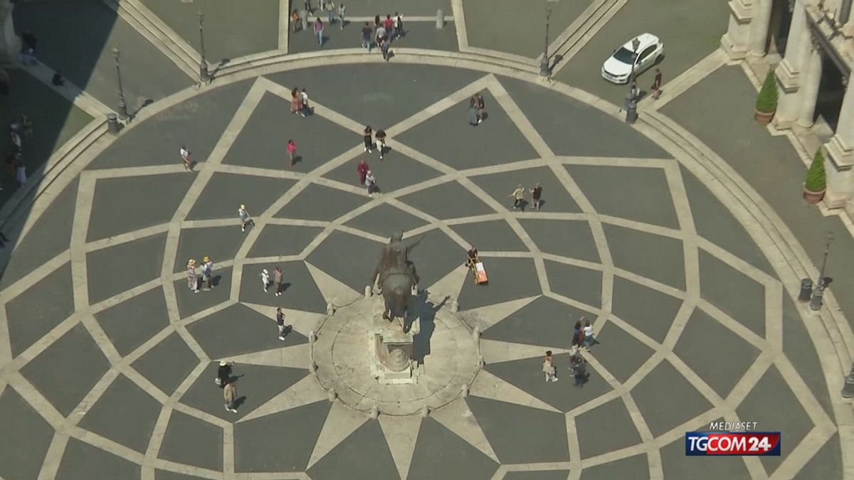 18.50 MONUMENTI CON IL QR CODE ANTIFA SRV