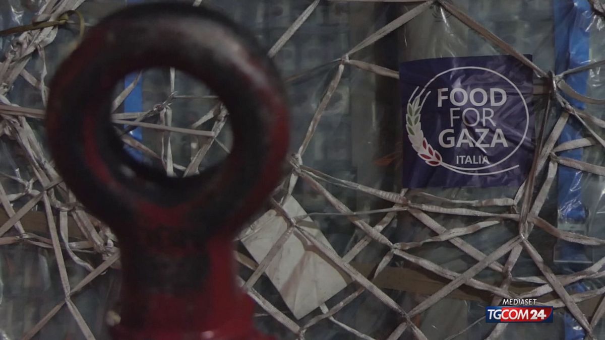 12.00 PARTONO GLI AIUTI PER GAZA SRV