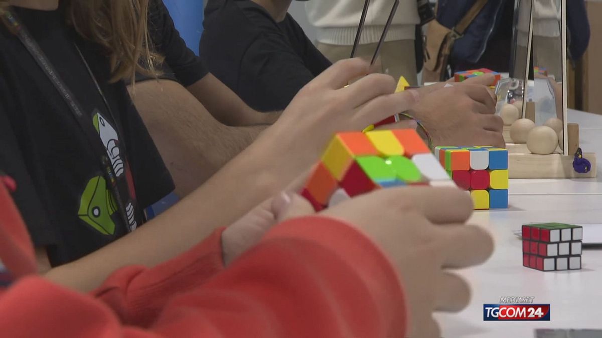 12.00 TREVIGLIO, CUBO DI RUBIK SRV