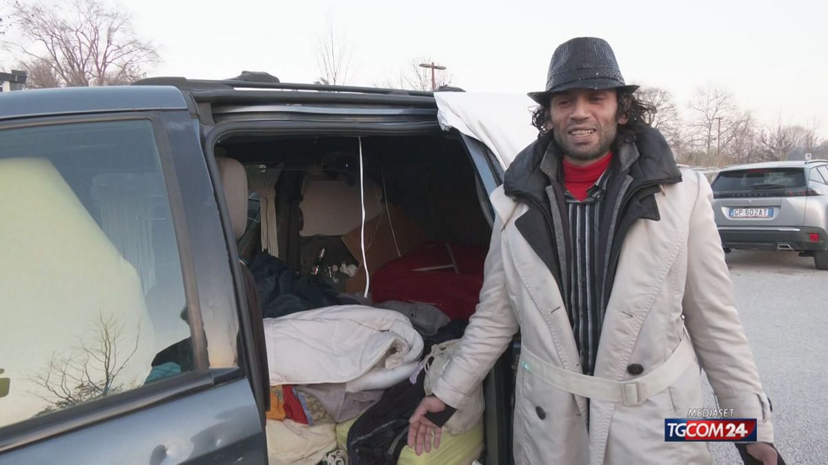 18.00 EREDITA LA CASA MA E' OCCUPATA SRV