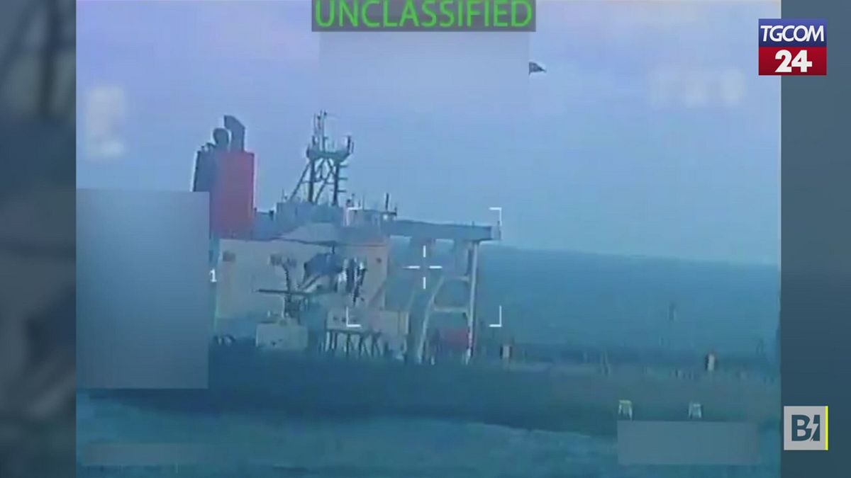 Venezuela, i militari Usa si calano dall'elicottero per sequestrare la petroliera