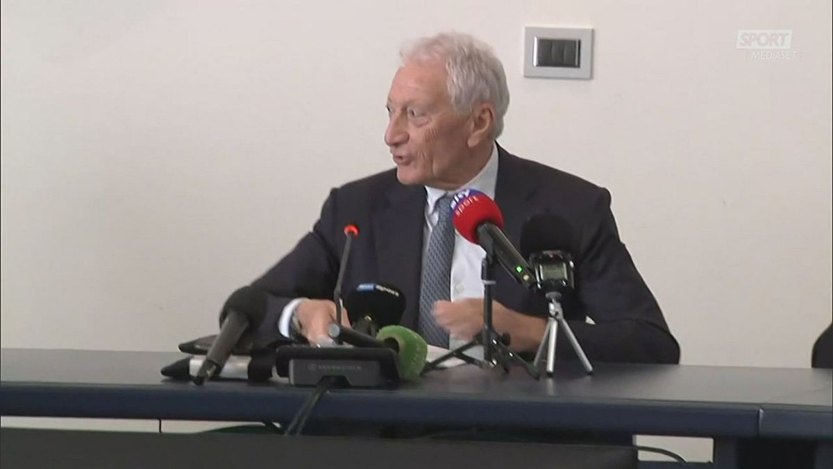 DICH BUONFIGLIO SU PORTABANDIERA DICH