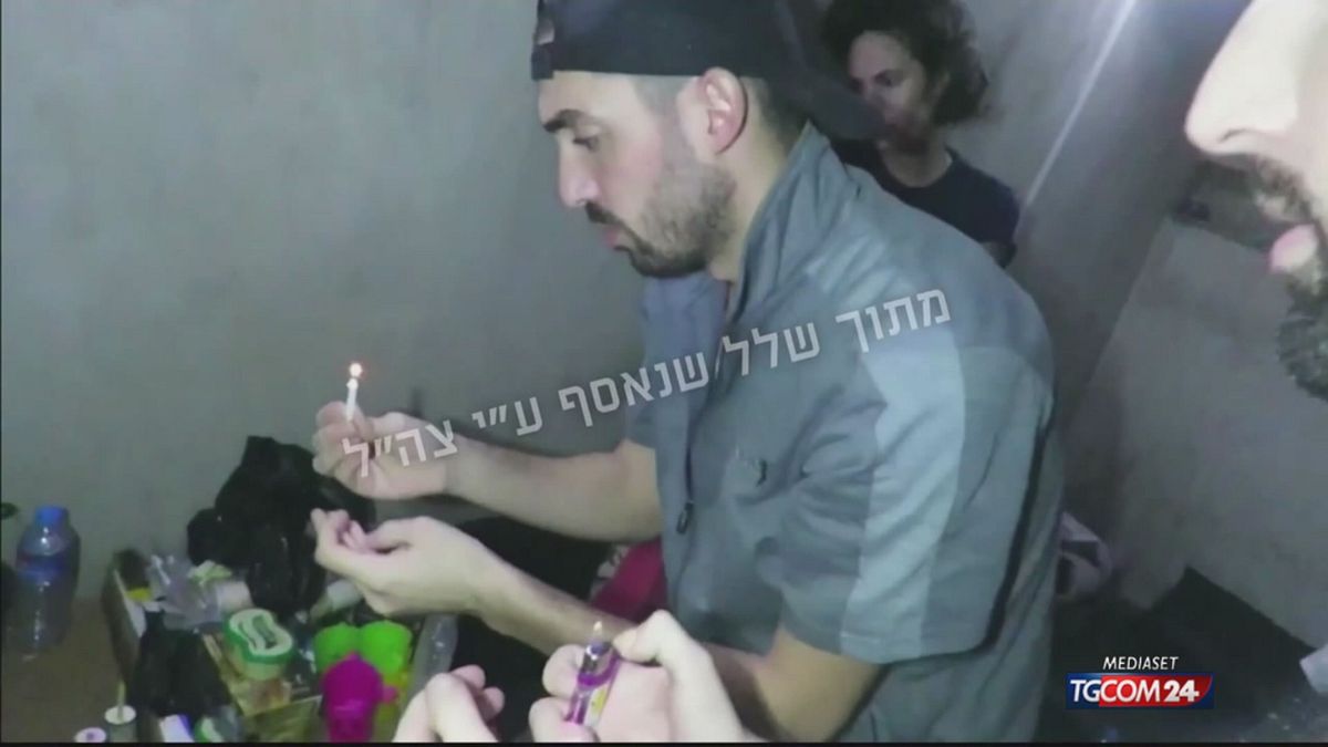 12.00 ISRAELE/VIDEO OSTAGGI SRV