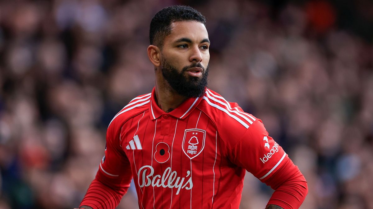 Douglas Luiz (Juventus) in prestito al Nottingham Forest: 7 presenze 1 assist. Obbligo di riscatto a 25 milioni alla 15° presenza da 45 minuti