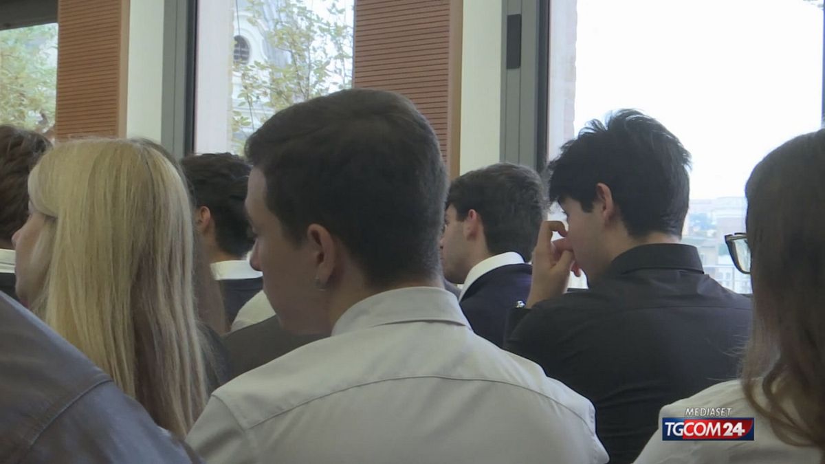 18.00 PIRATERIA AUDIOVISIVA SRV