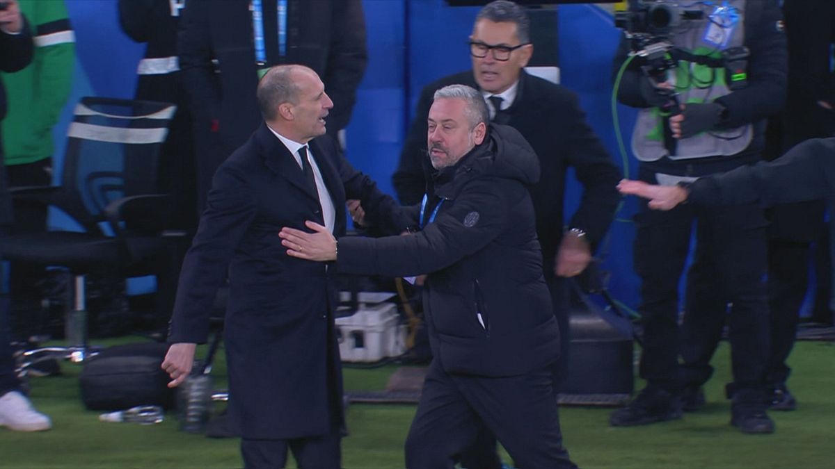 Allegri perde la testa, insulti a Oriali