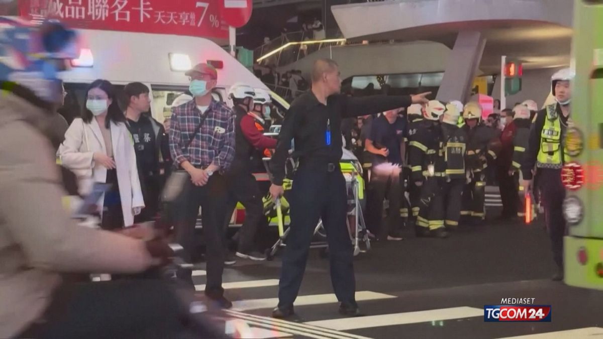 18.00 MCH TAPIPEI, FUMOGENI NELLA METROPOLITANA MCH