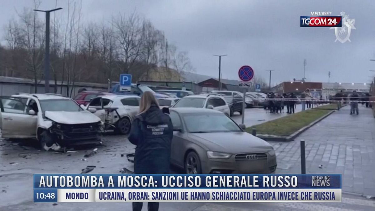 Breaking News delle 11.00 | Autobomba a Mosca: ucciso generale russo