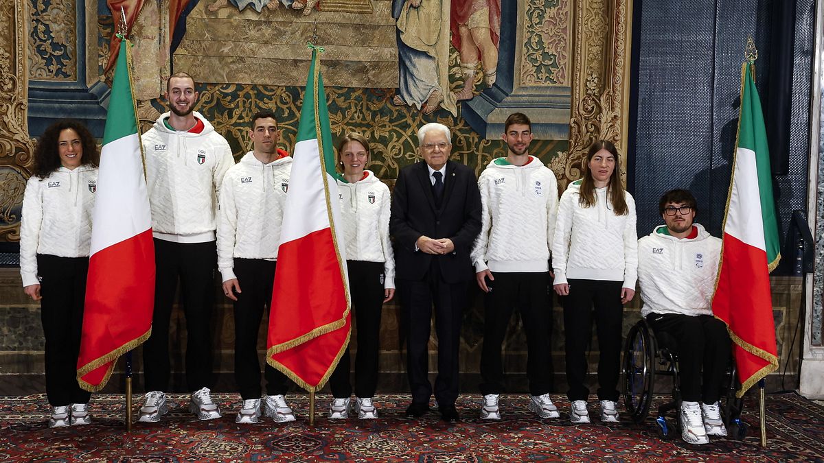 mattarella cortina 2026 tricolore