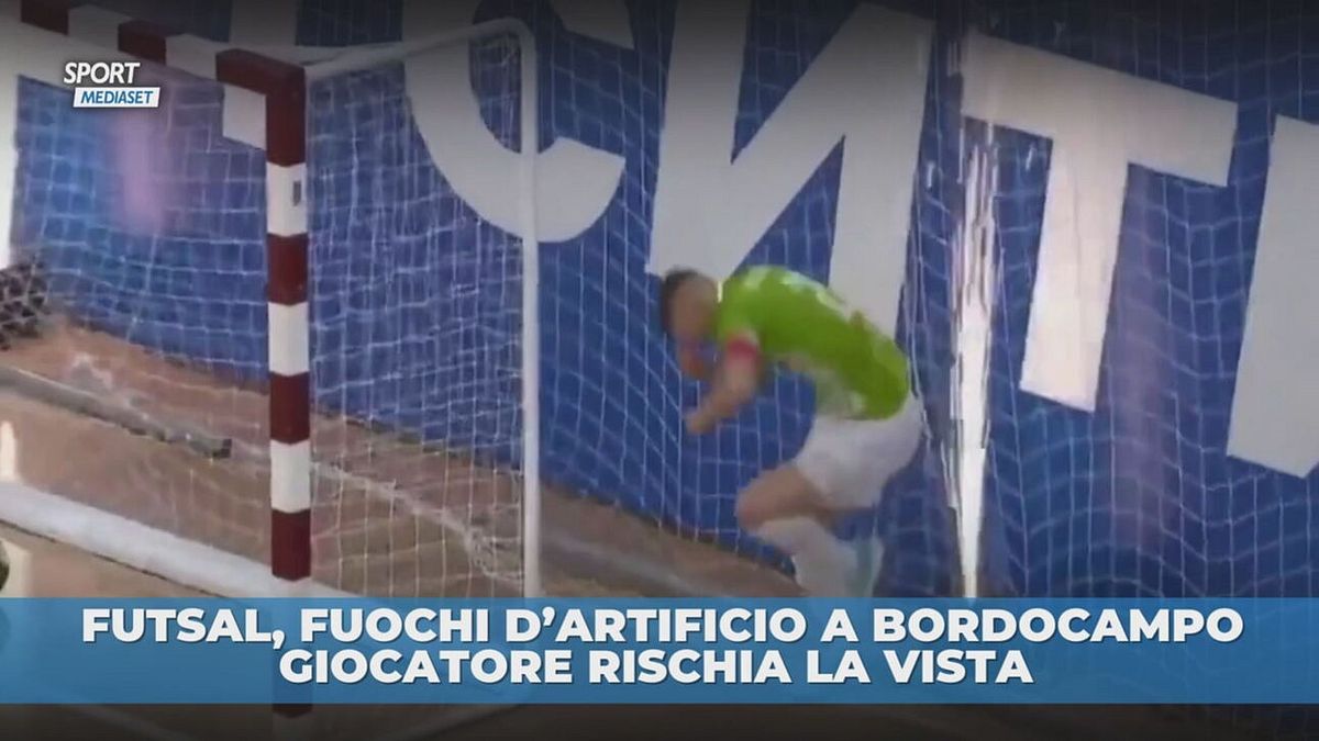 Fumogeni in campo, che rischio