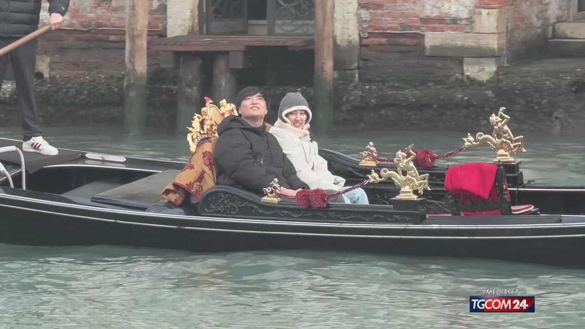 18.00 GONDOLE E BALCONE SRV