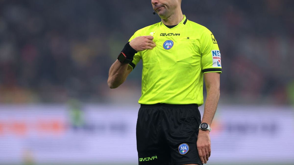 L'arbitro Marco Guida