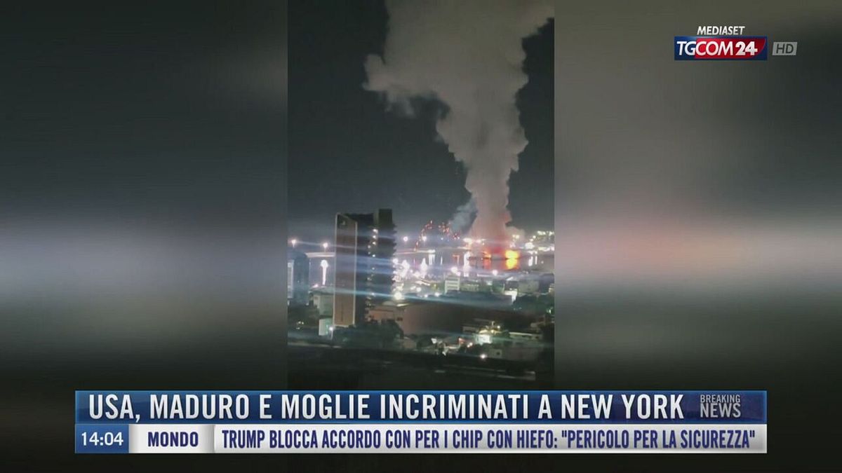 Breaking News delle 14.00 | Usa, Maduro e moglie incriminati a New York