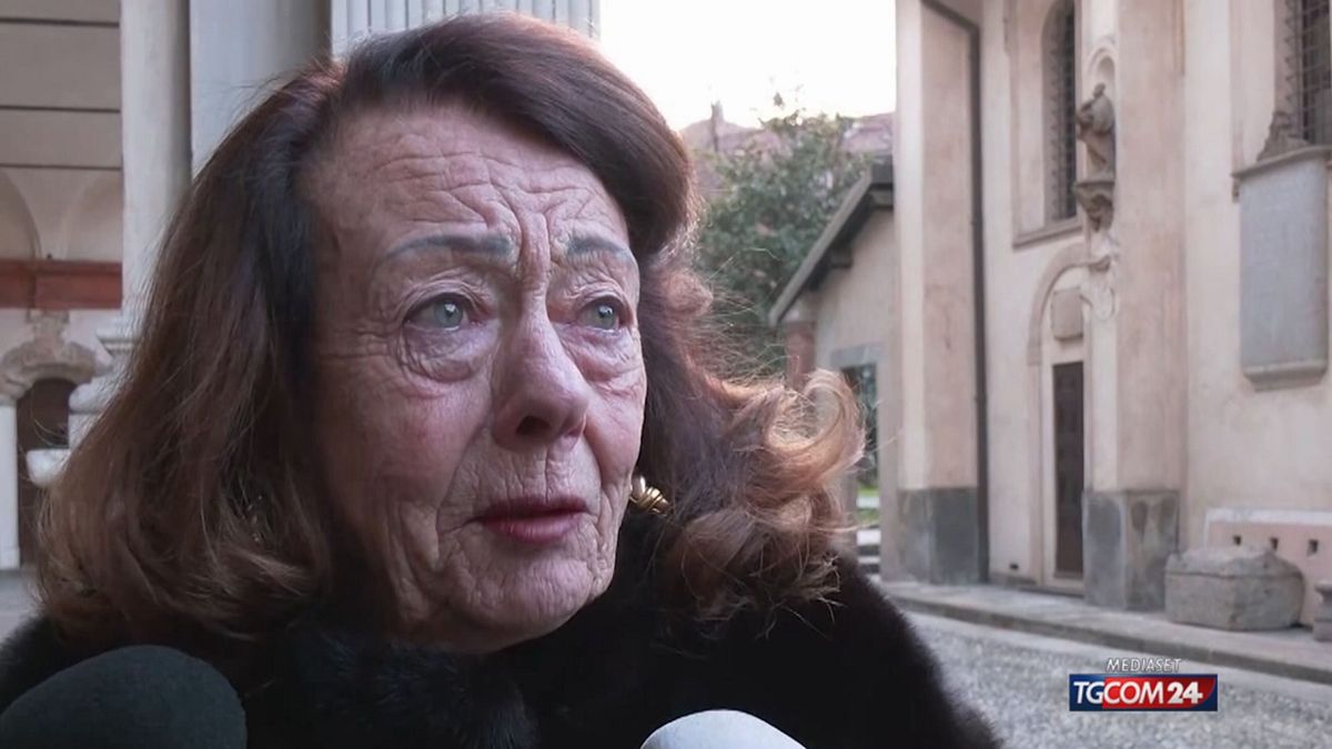 12.00 MILANO, CAMERA ARDENTE E CORDOGLIO SRV