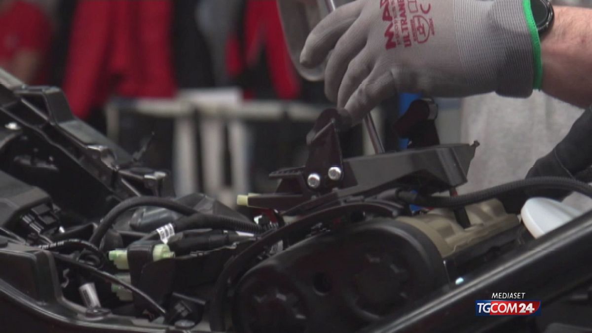 12.00 MIMIT, SANATE 27 CRISI, SALVI 14 MILA POSTI SRV