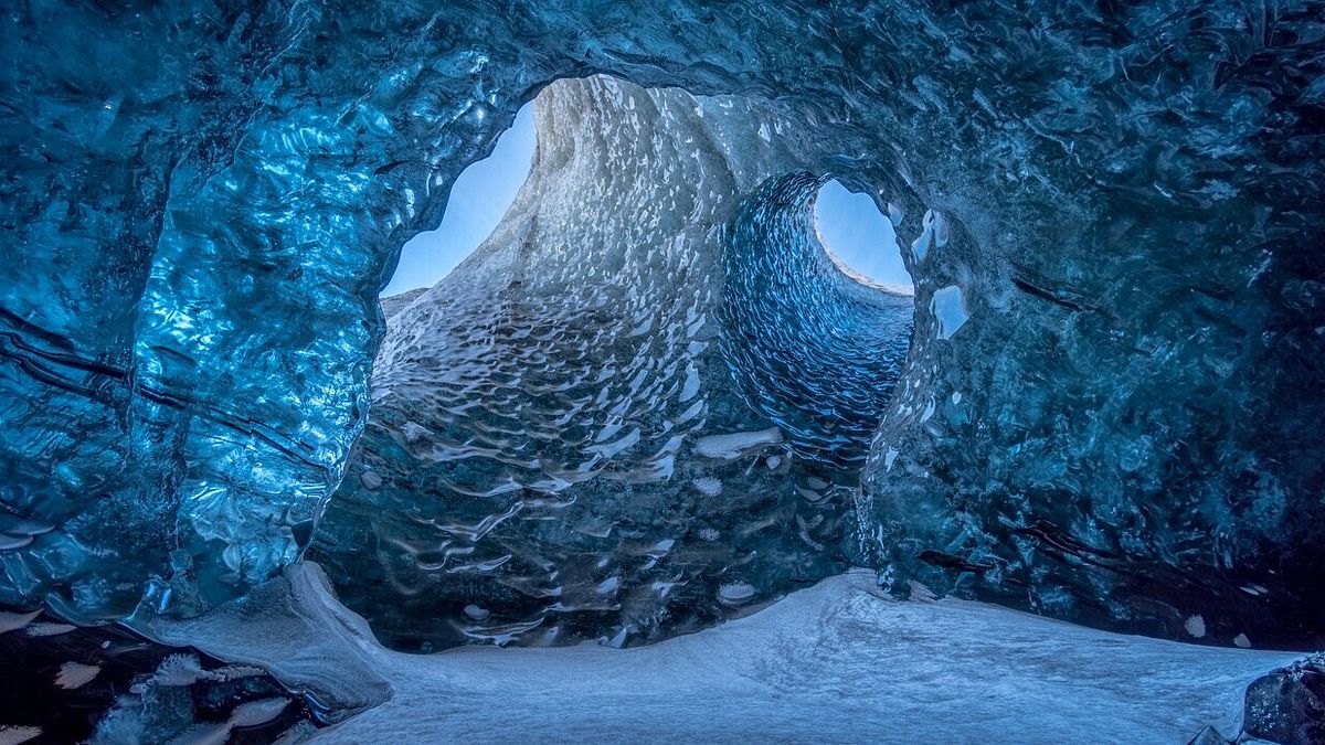 REYKJAVÍK, Islanda: grotta di ghiaccio a Vatnajokull