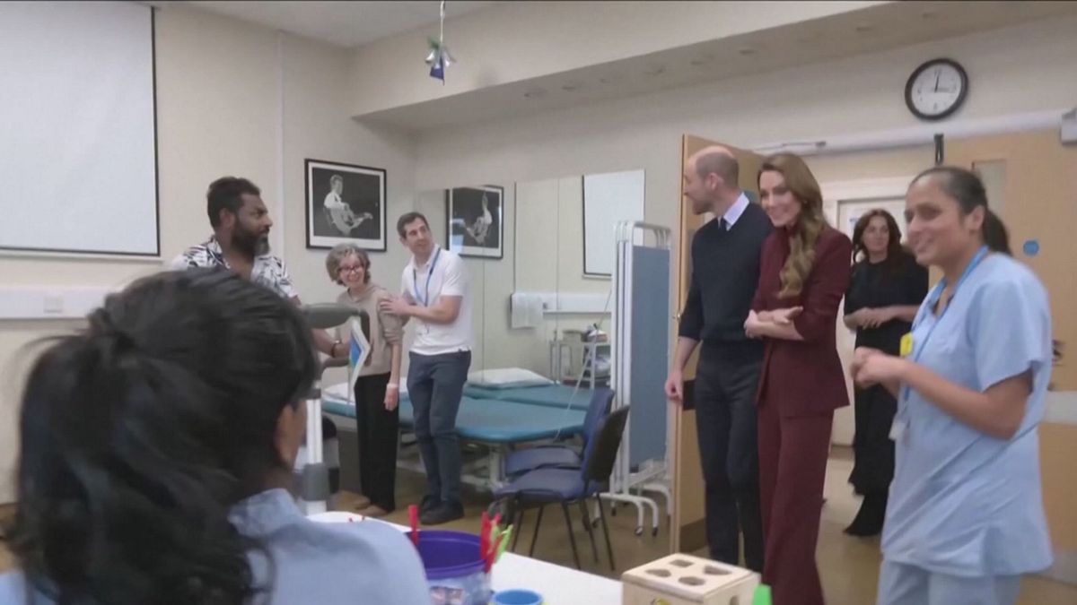 WILLIAM E KATE VISITA OSPEDALE X SITO SRV