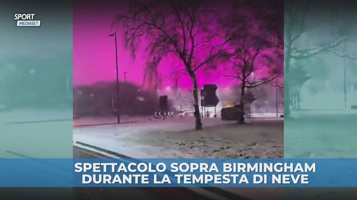 Cielo viola sopra Birmingham: è "colpa" dello stadio