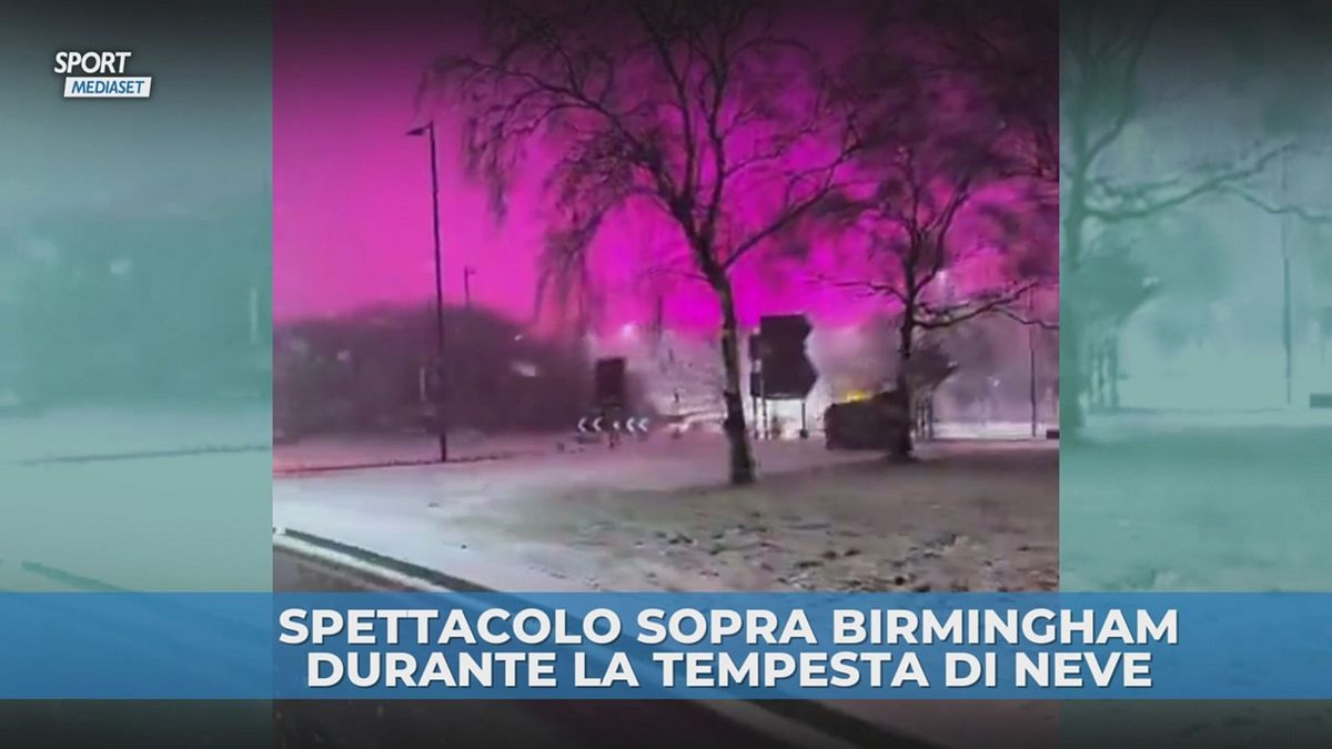 Cielo viola sopra Birmingham: è "colpa" dello stadio