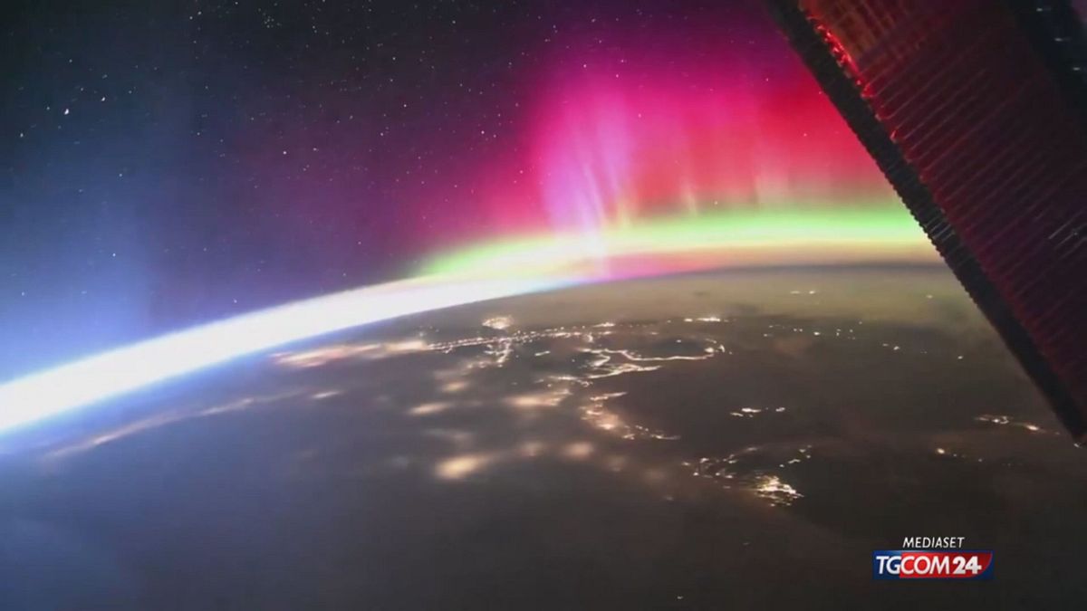 12.00 MCH AURORA BOREALE DA ISS MCH