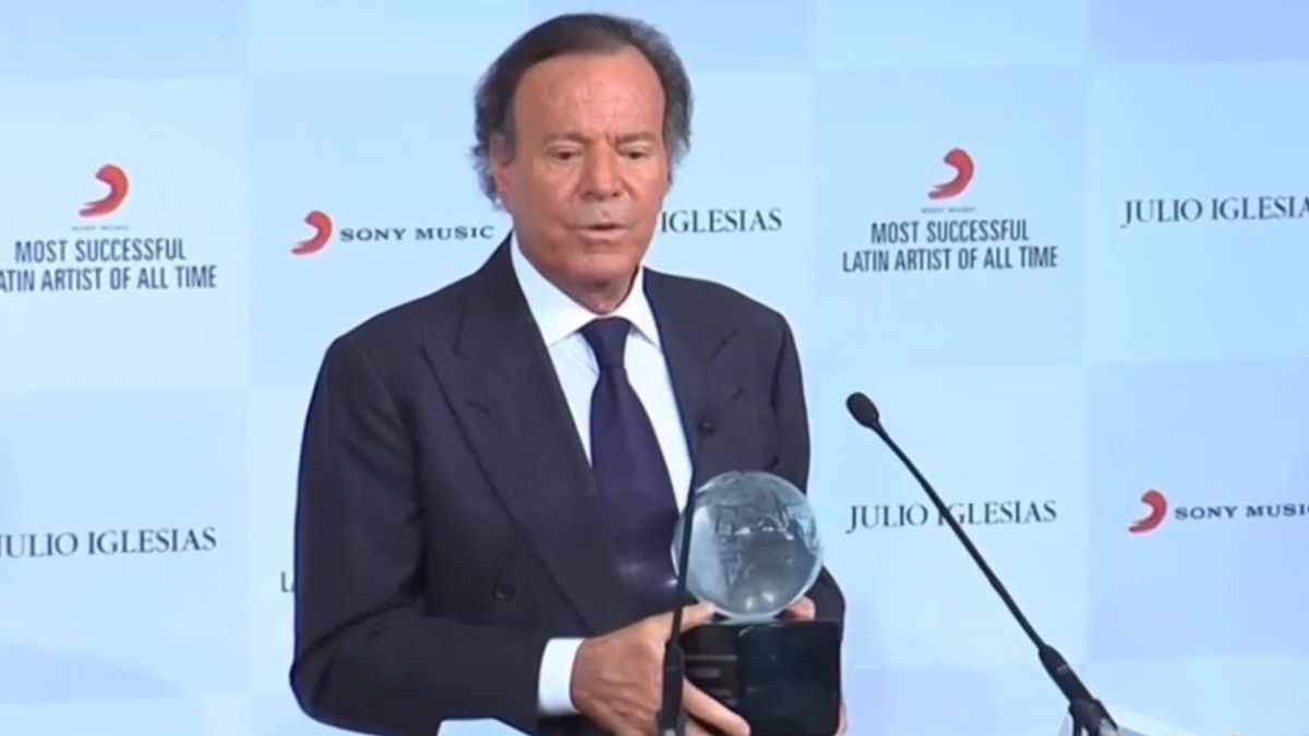 Julio Iglesias