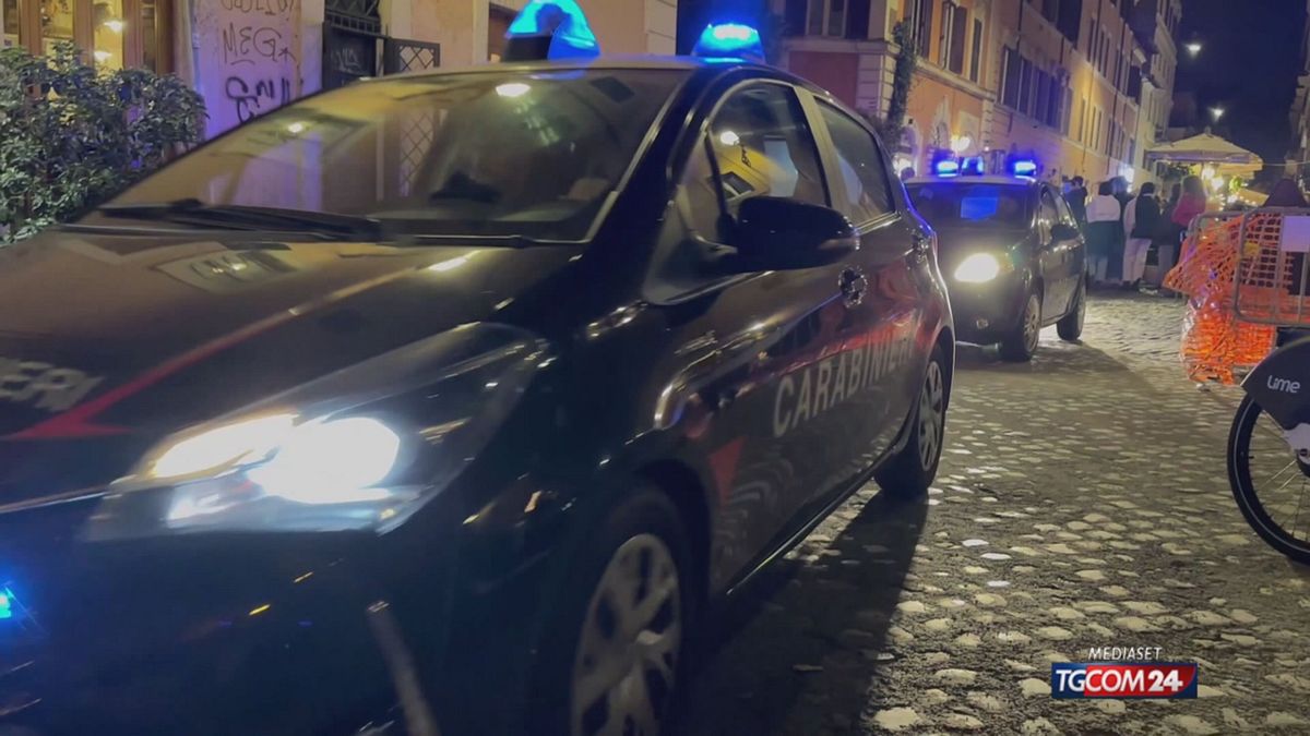 18.00 ALTRI SOLDI DAL CARABINIERE SRV
