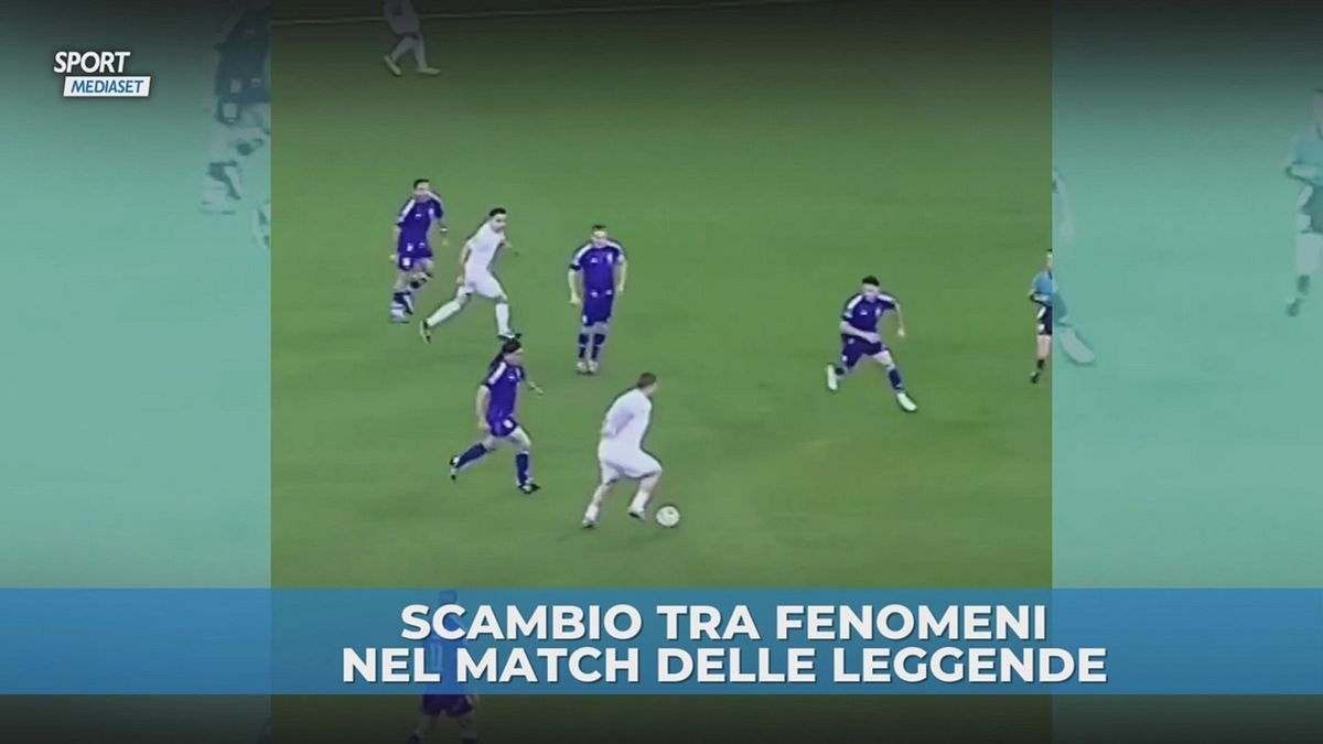 Combinazione da sogno Totti-Xavi e l'ex Barcellona fa gol con lo scavetto
