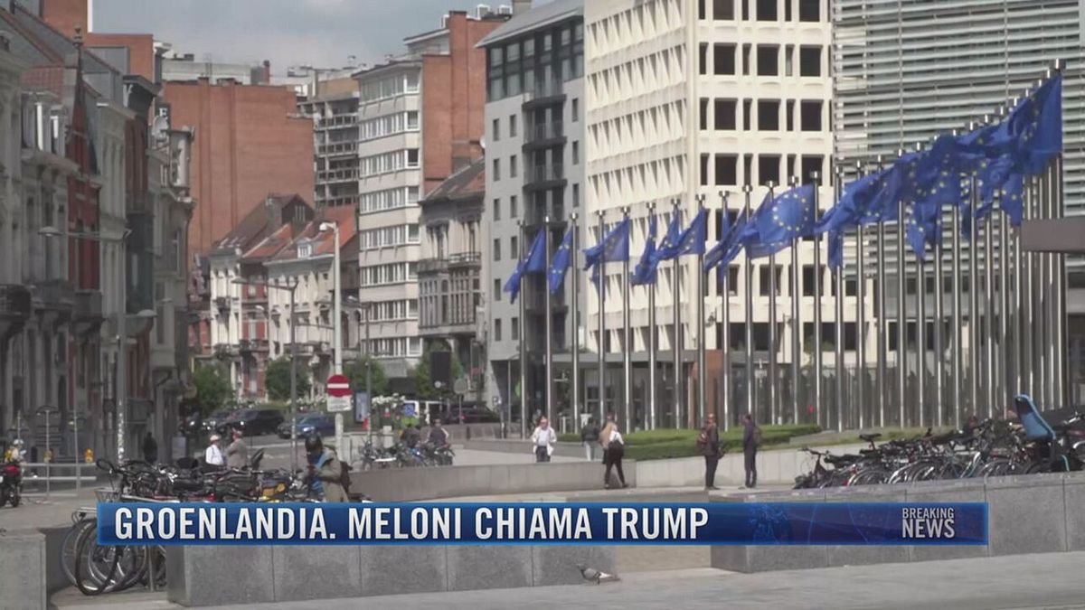 Breaking News delle 21.30 | Groenlandia, Meloni chiama Trump