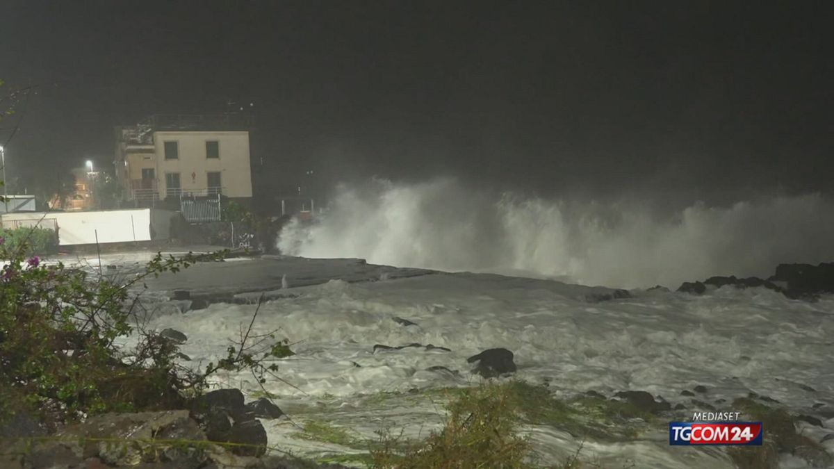 CATANIA MAREGGIATA NOTTE SRV