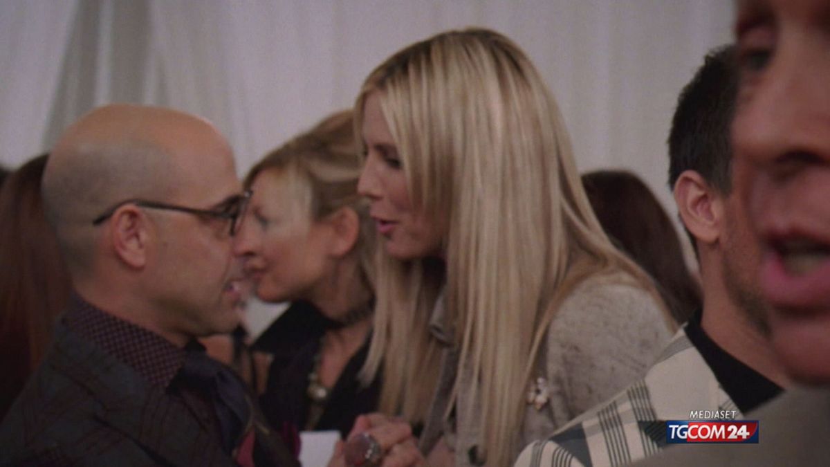 19.00 VIP INTERPRETA SE STESSO  SRV