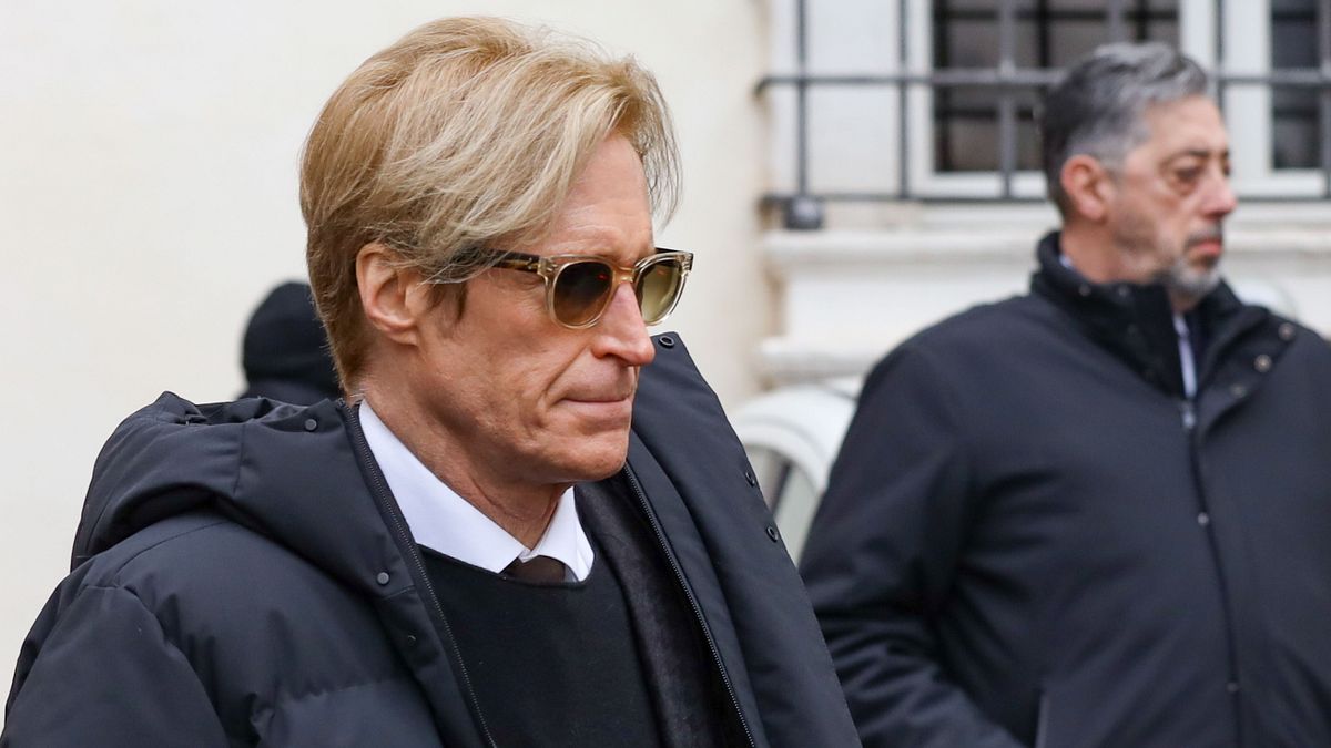 Vernon Bruce Hoeksema, Valentino