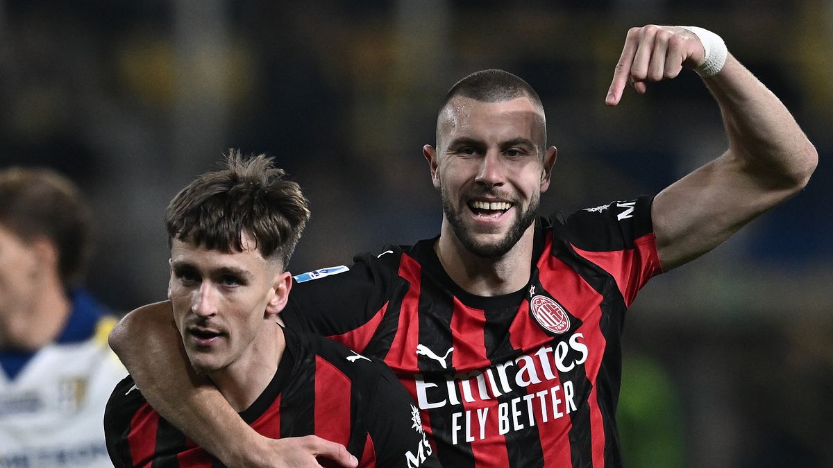 Saelemaekers e Pavlovic