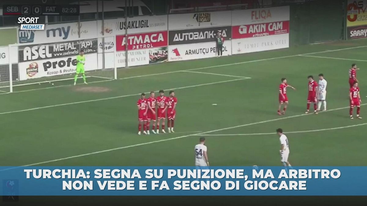 Arbitro non vede gol: bufera