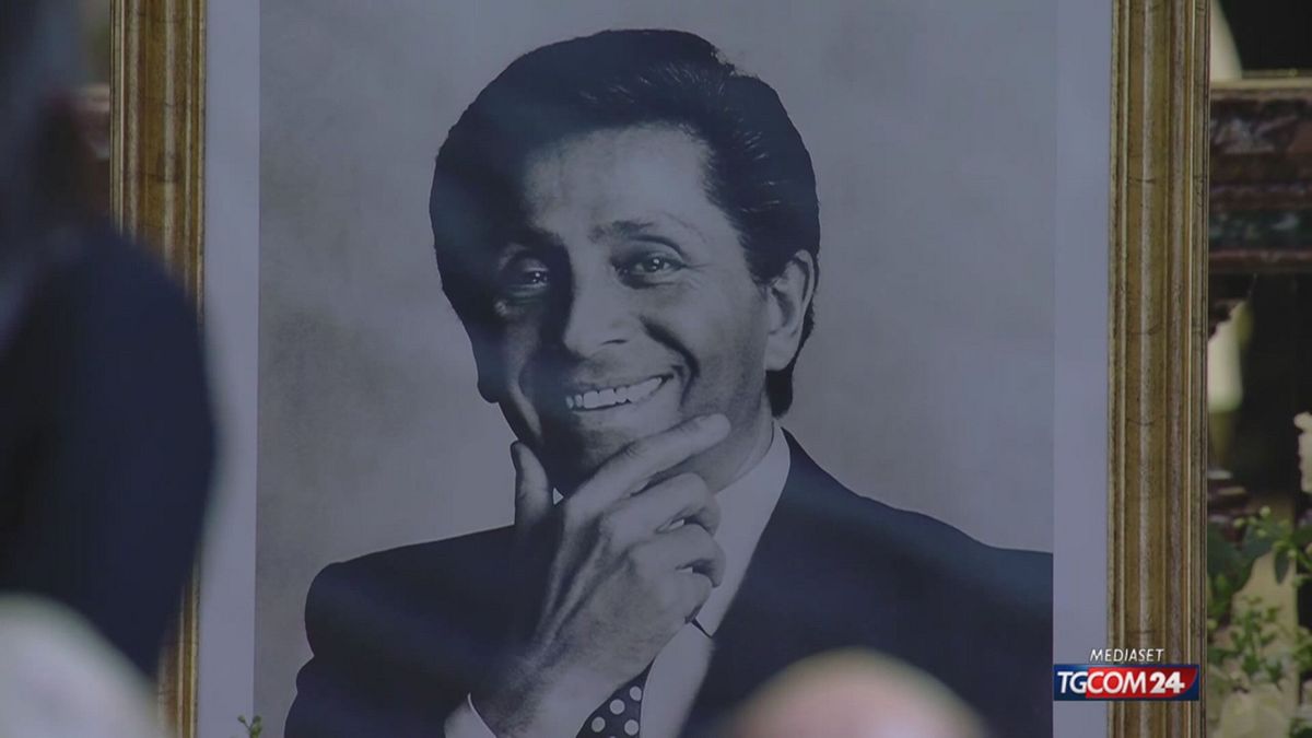 18.00 VALENTINO EREDITA' SRV