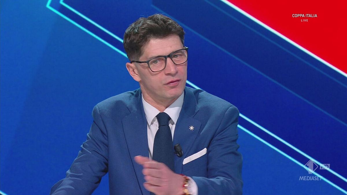 Tacchinardi: "Fabregas difende attaccando"