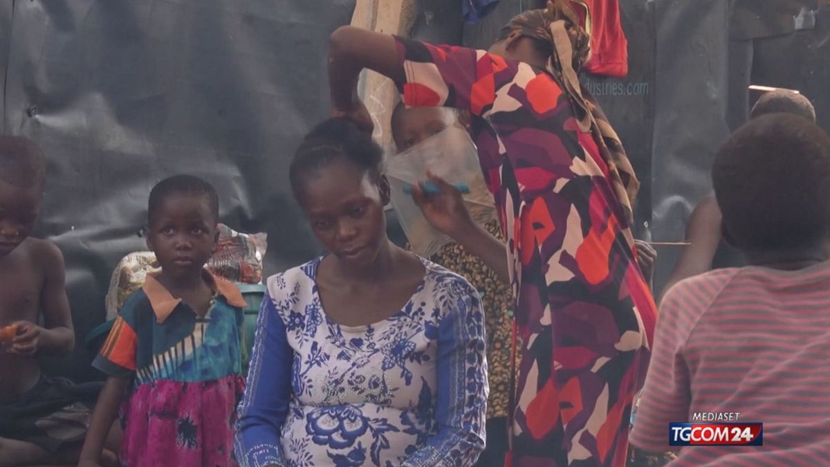 Lagos, al via la rimozione della Venezia africana