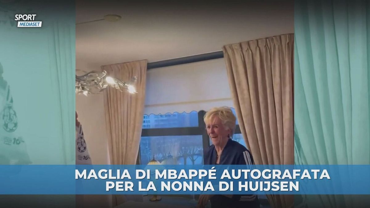 Huijsen cuore di nonna, che regalo: la maglia di Mbappé