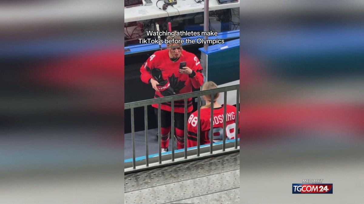 Milano-Cortina, le hockeiste fanno impazzire i social