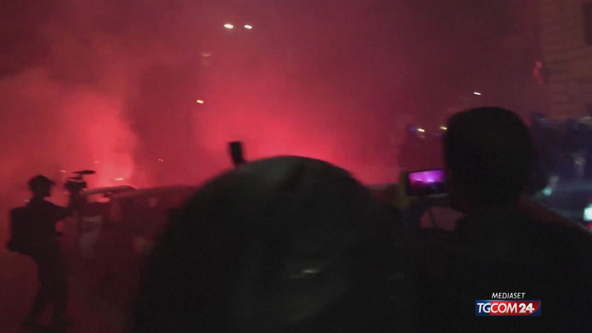 18.00 PICCHIATORI SCARCERATI SRV