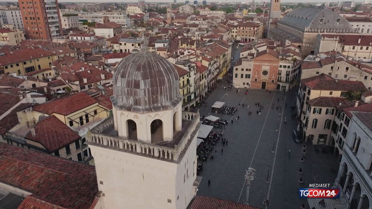 18.00 TASSISTA 73ENNE SALVA IL PASSEGGERO DALL'INFARTO SRV