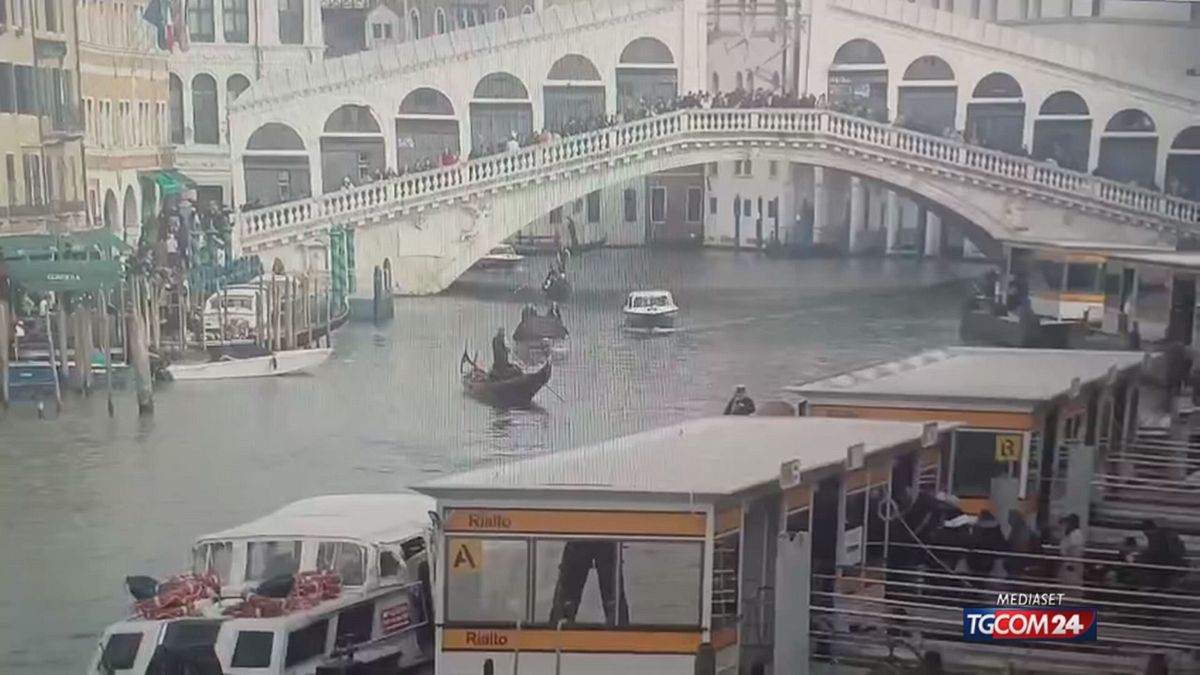 Venezia scontro immagini municipale SRV