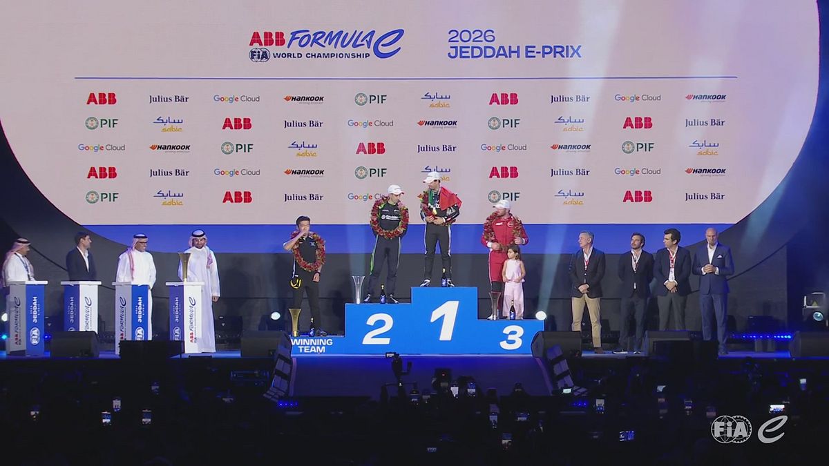 Il podio di Gara 2 a Jeddah