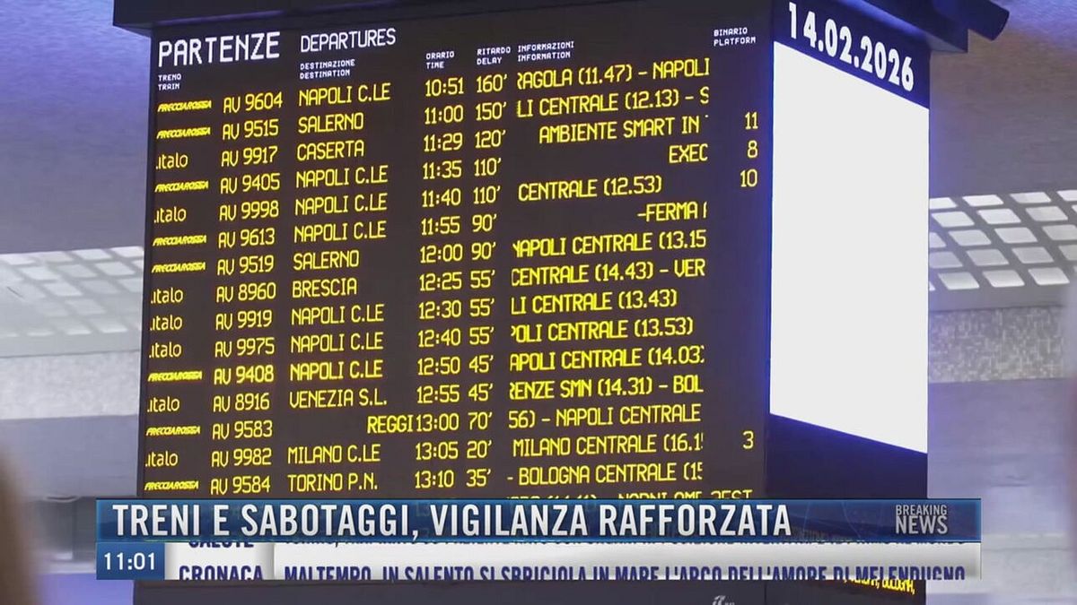 Breaking News delle 11.00 | Treni e sabotaggi, vigilanza rafforzata