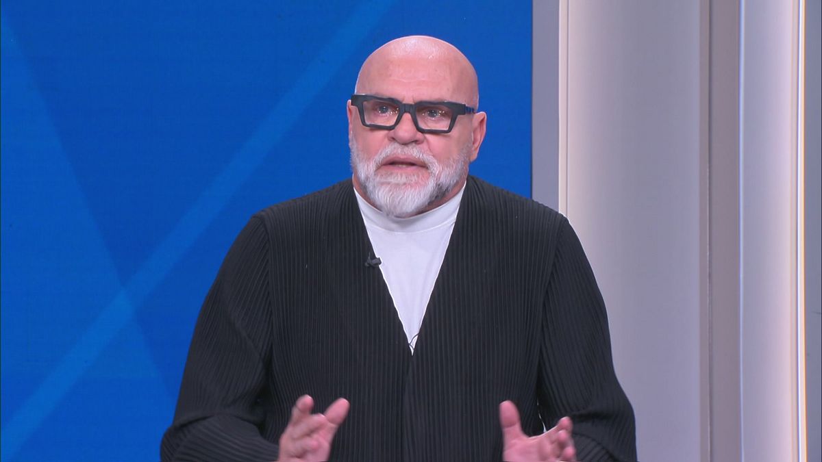 Cosmi: "Bastoni simula, protocollo assurdo"