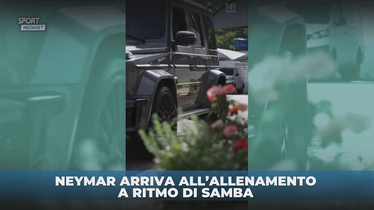 Neymar all'allenamento a ritmo di samba