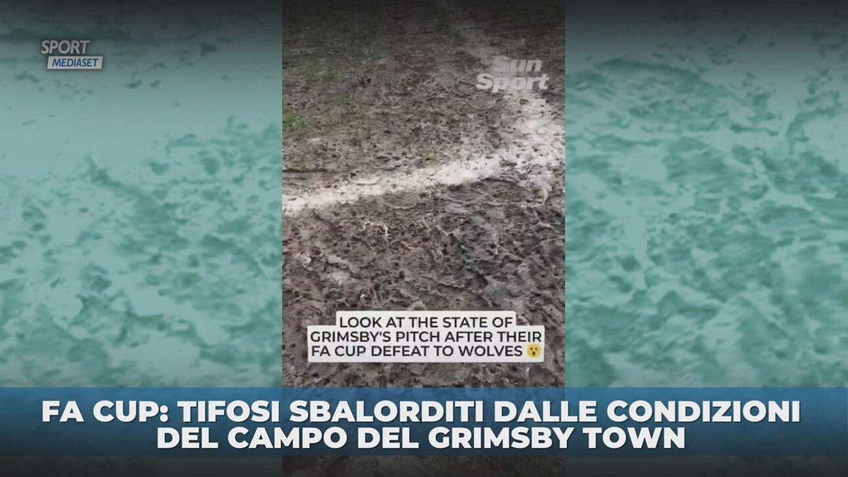 Le disastrose condizioni del campo del Grimsby Town